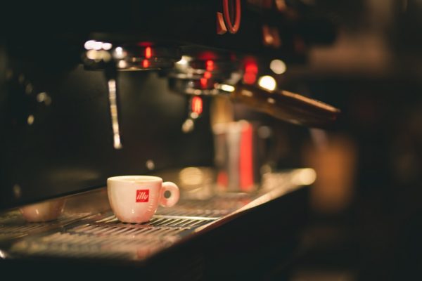 5 Italian Coffee Facts you should know- right from why it is so famous to where Italian coffee is sourced from the world.